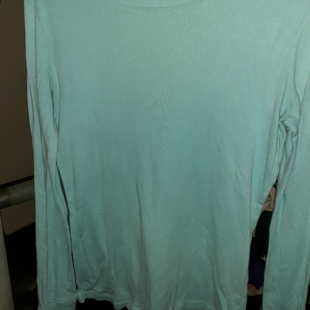 Mint green long sleeveahirt